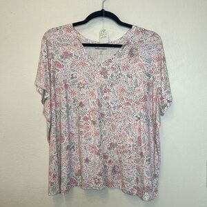 Woman Within Pink ,Red and Black Floral Design On White Top 4X 34/36